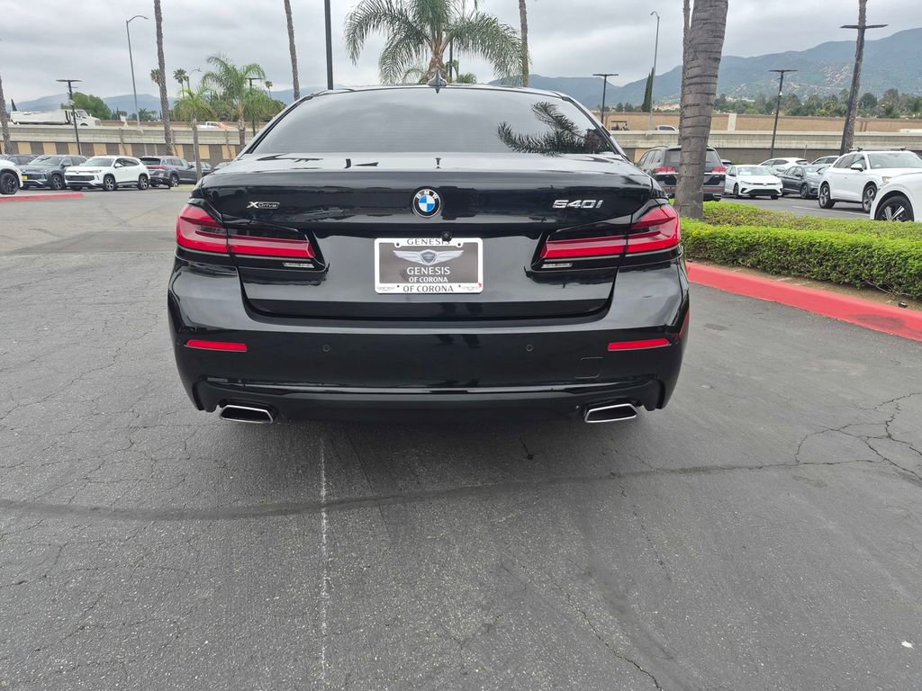 Used 2021 BMW 540i xDrive w/ Executive Package image 12