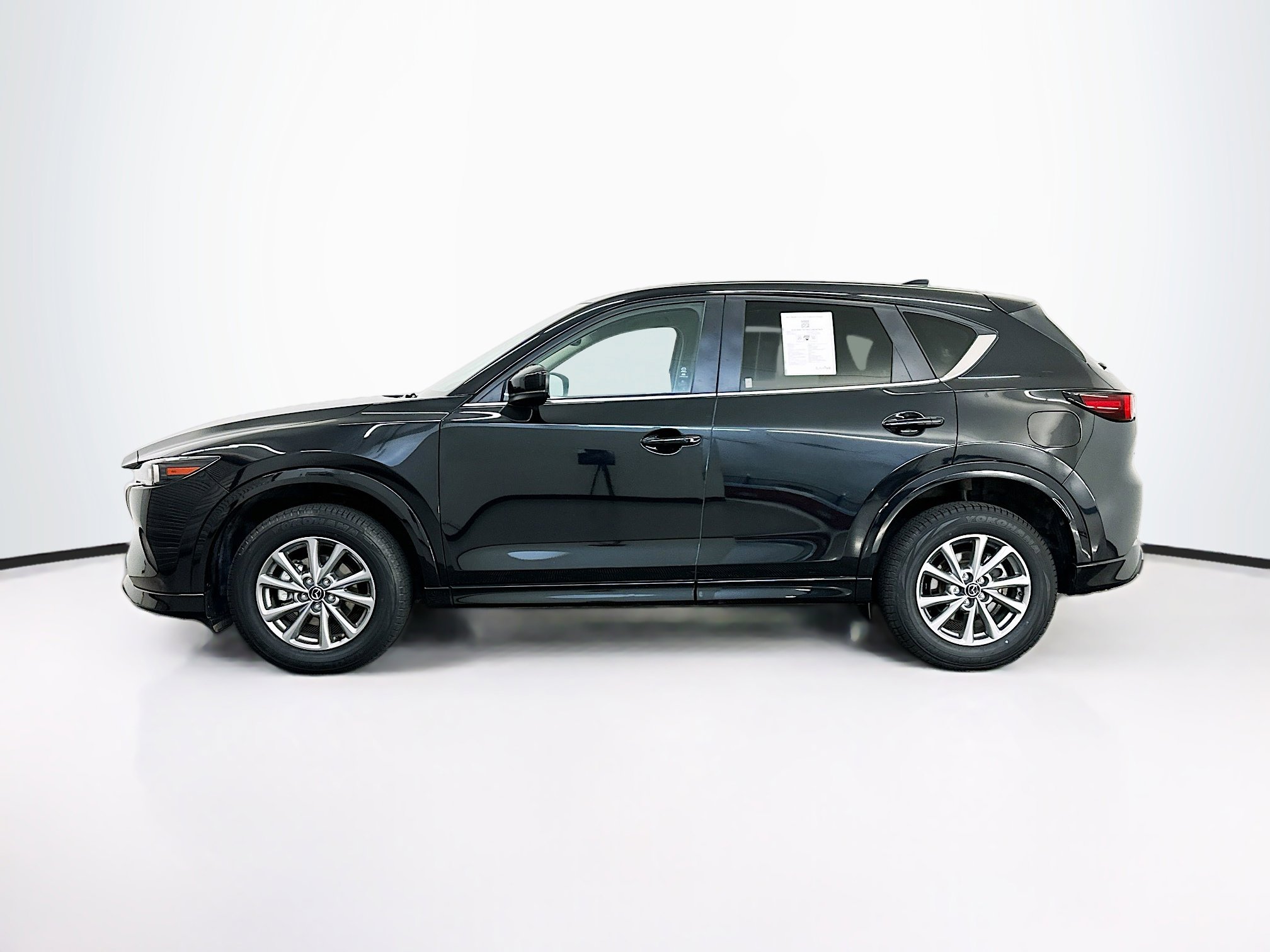 Used 2025 MAZDA CX-5 AWD 2.5 S w/ Preferred Package image 4