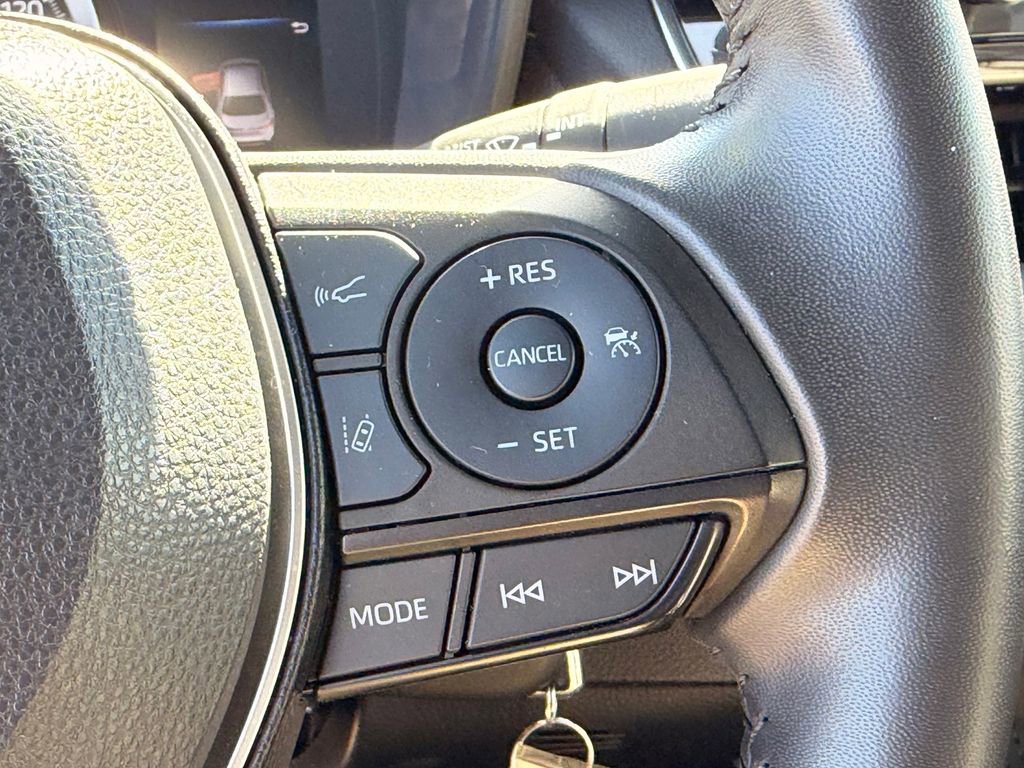 Used 2022 Toyota Corolla SE image 14