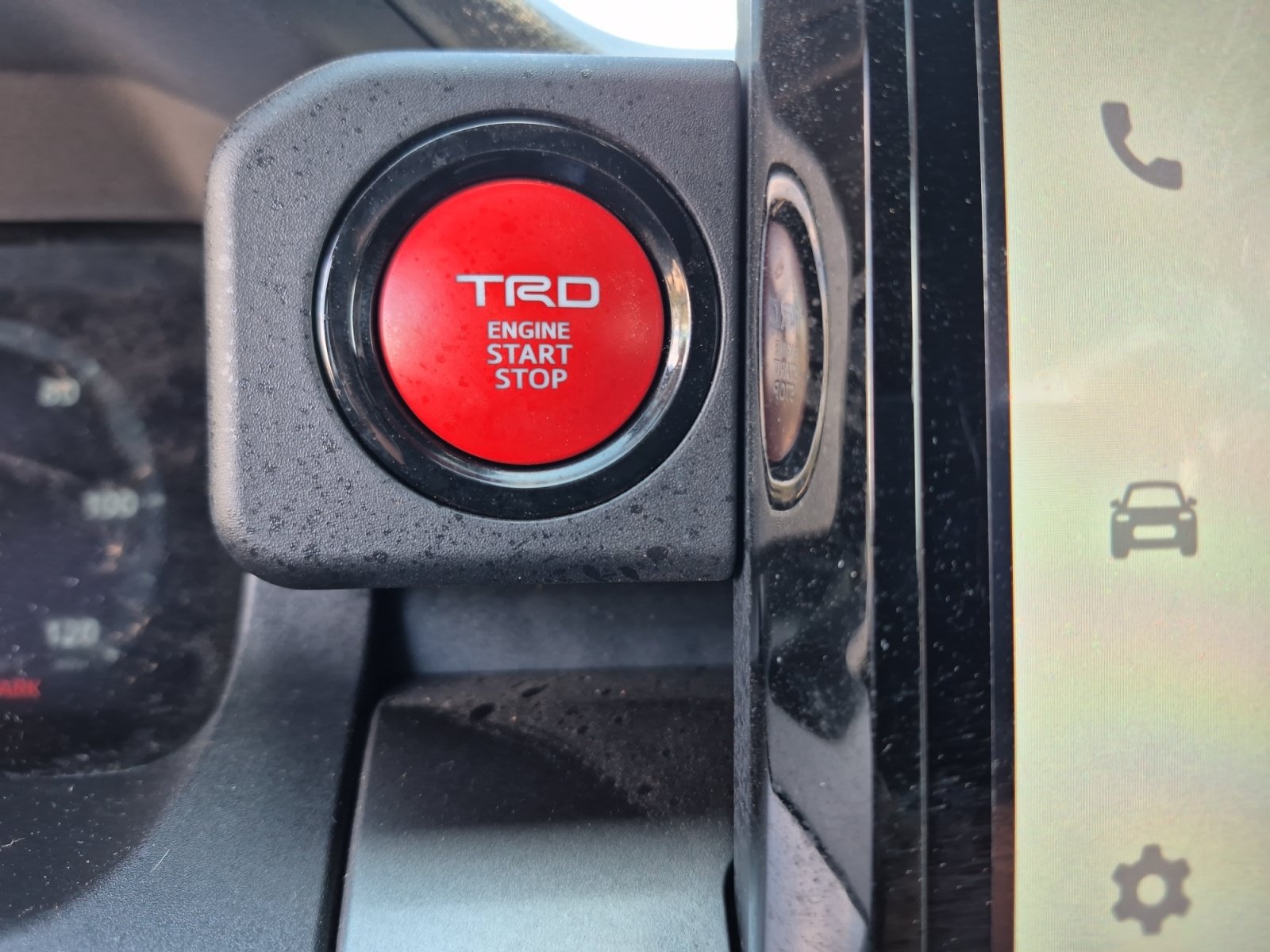 Certified 2026 Toyota Tacoma TRD Off-Road w/ TRD Off Road Upgrade Package AWD/4WD image 32