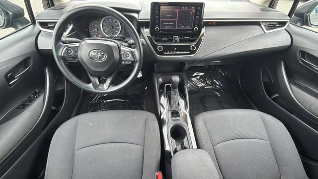 Used 2022 Toyota Corolla LE image 26