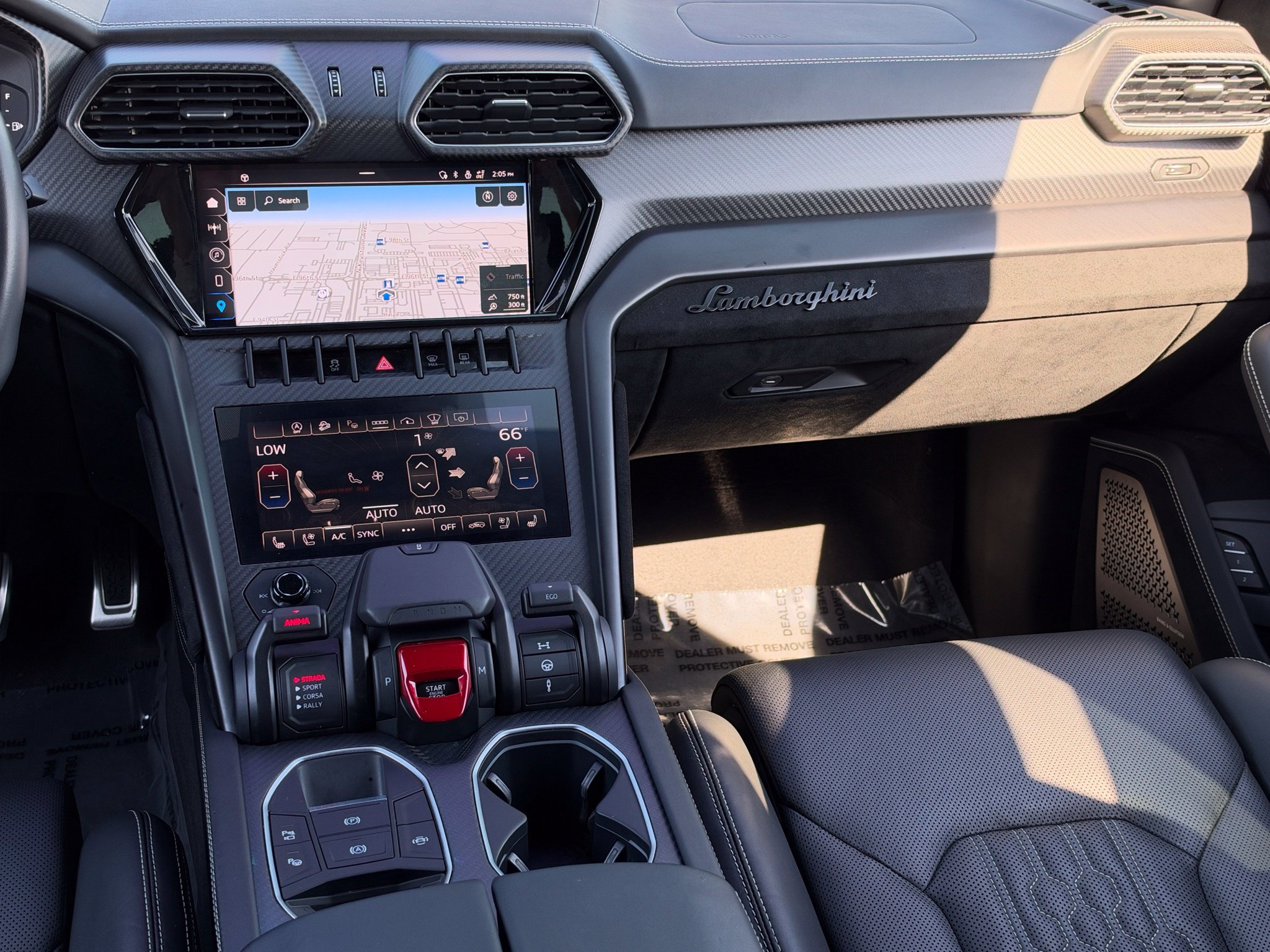 Used 2023 Lamborghini Urus Performante AWD/4WD image 33