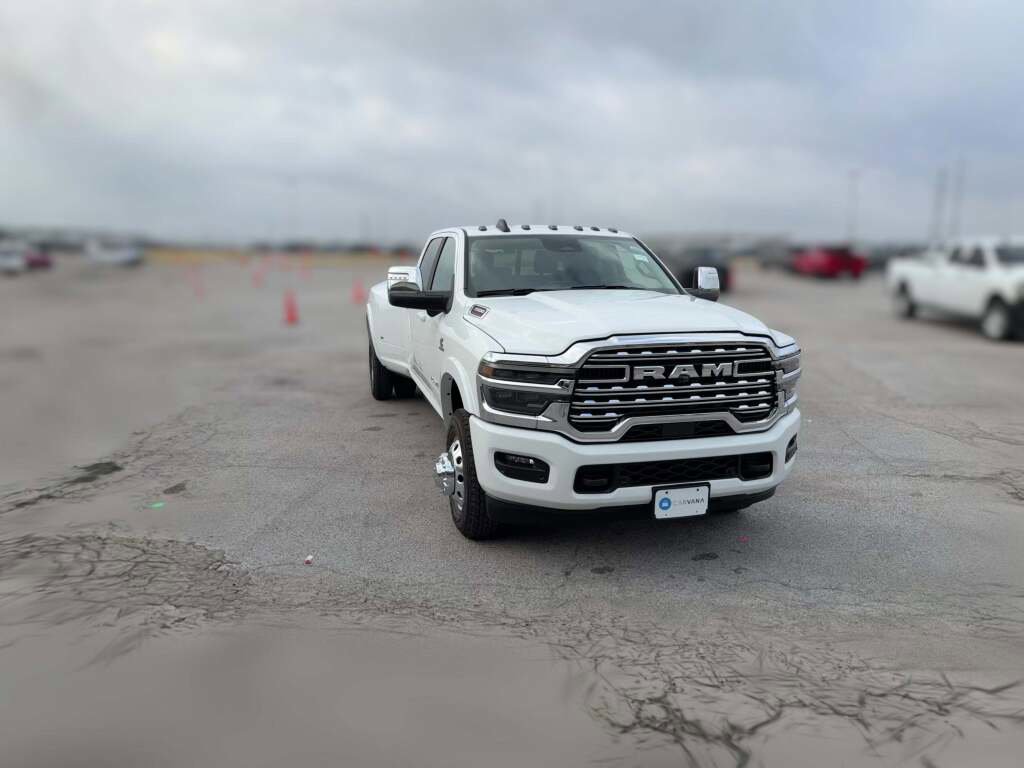 New 2026 RAM 3500 Longhorn image 17