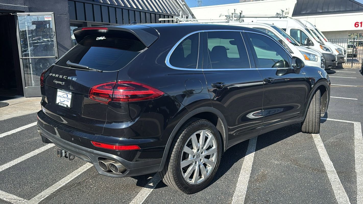 Used 2015 Porsche Cayenne S AWD/4WD image 3