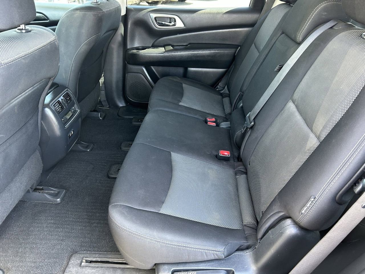 Certified 2020 Nissan Pathfinder S image 15