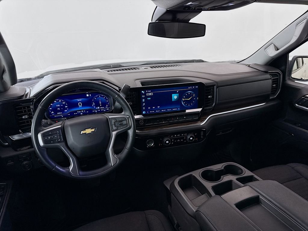 Used 2023 Chevrolet Silverado 1500 LT AWD/4WD image 23