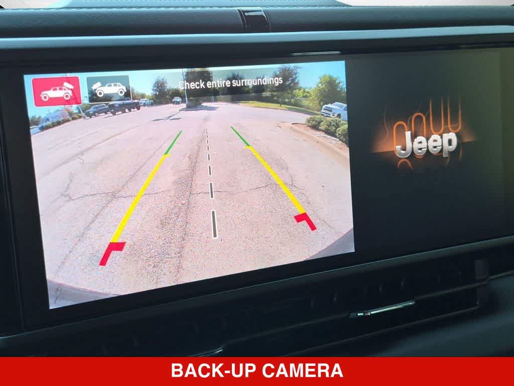New 2026 Jeep Wrangler Unlimited Sahara w/ Whitecap Package AWD/4WD image 29