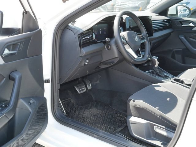 Certified 2026 Volkswagen Jetta Sport FWD image 9