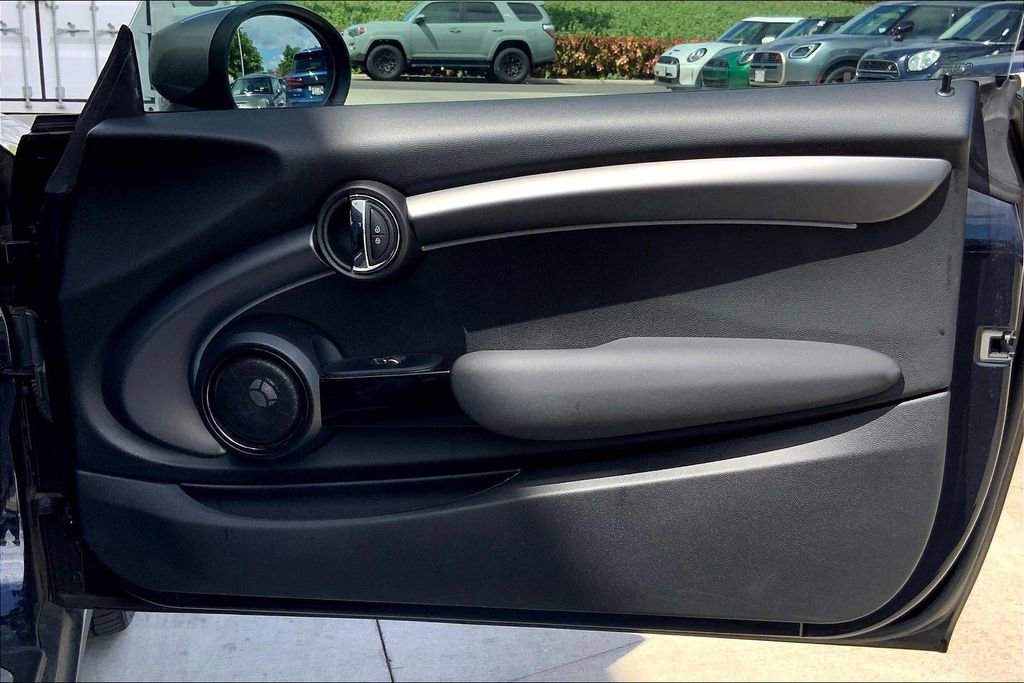 Certified 2024 MINI Cooper SE image 24