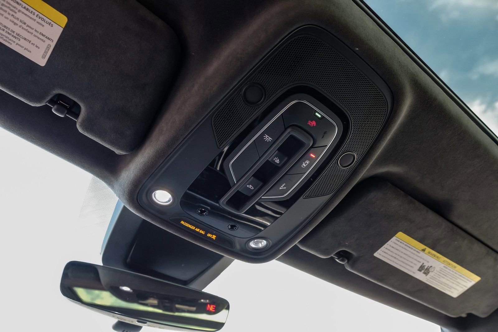 Used 2022 Audi RS Q8 4.0T image 14