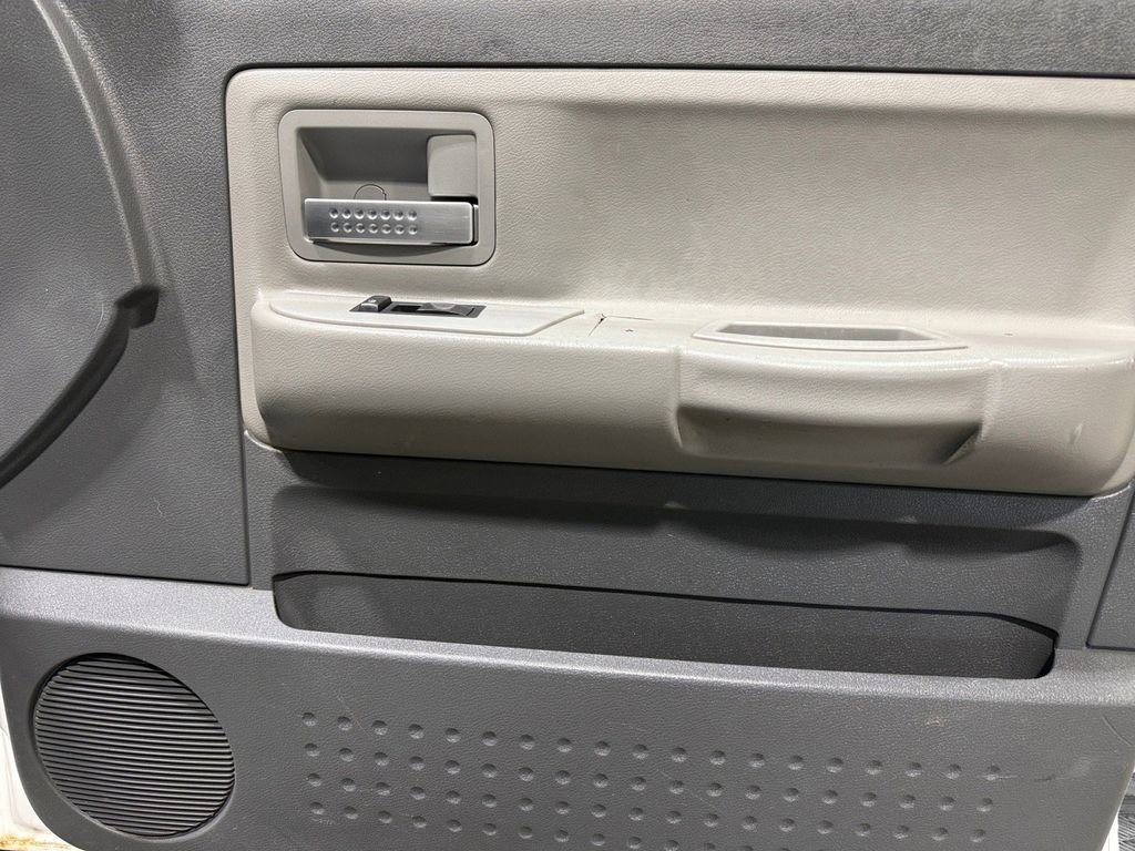 Used 2005 Dodge Dakota Laramie w/ Sport Appearance Group image 12