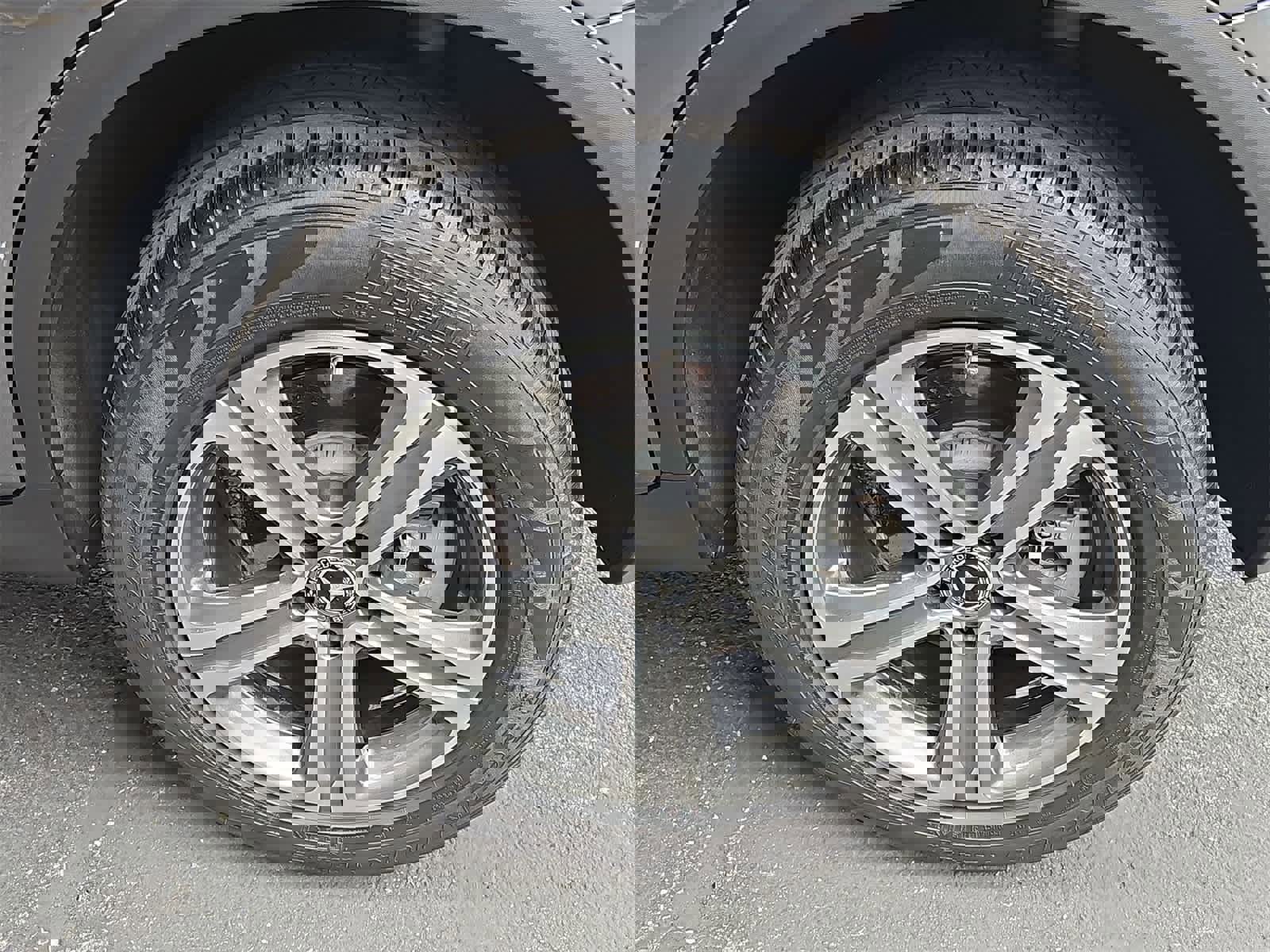 Used 2021 Mercedes-Benz GLC 300 4MATIC image 12