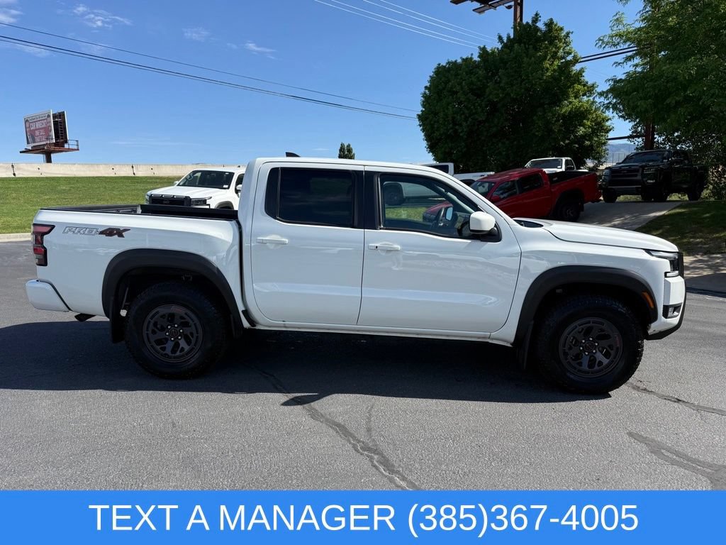Used 2025 Nissan Frontier PRO-4X AWD/4WD image 2