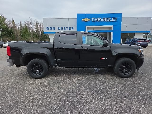 Used 2021 Chevrolet Colorado Z71 w/ Z71 Midnight Edition AWD/4WD image 11