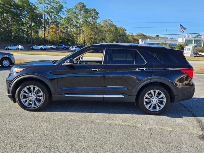 Certified 2023 Ford Explorer Limited w/ Equipment Group 301A RWD image 5