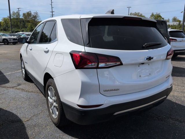 Used 2023 Chevrolet Equinox LT AWD/4WD image 3