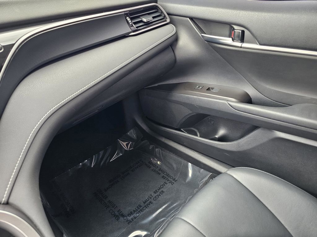 Used 2023 Toyota Camry SE image 25