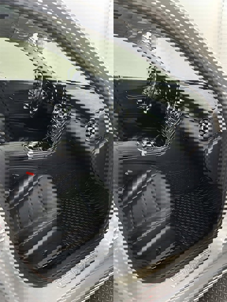 Used 2015 Mercedes-Benz C 300 4MATIC Sedan image 35