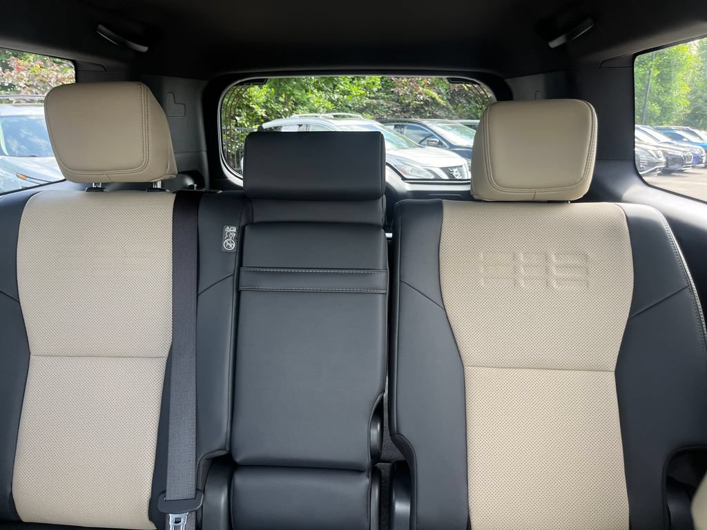 Used 2024 Lexus GX 550 AWD/4WD image 46