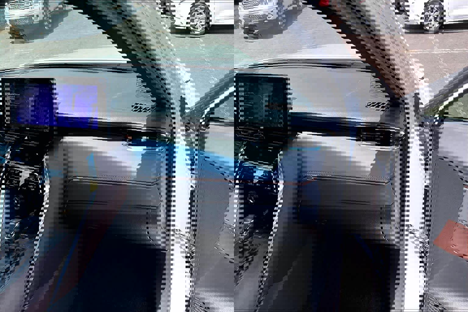 Certified 2024 Toyota Venza Limited AWD/4WD image 19