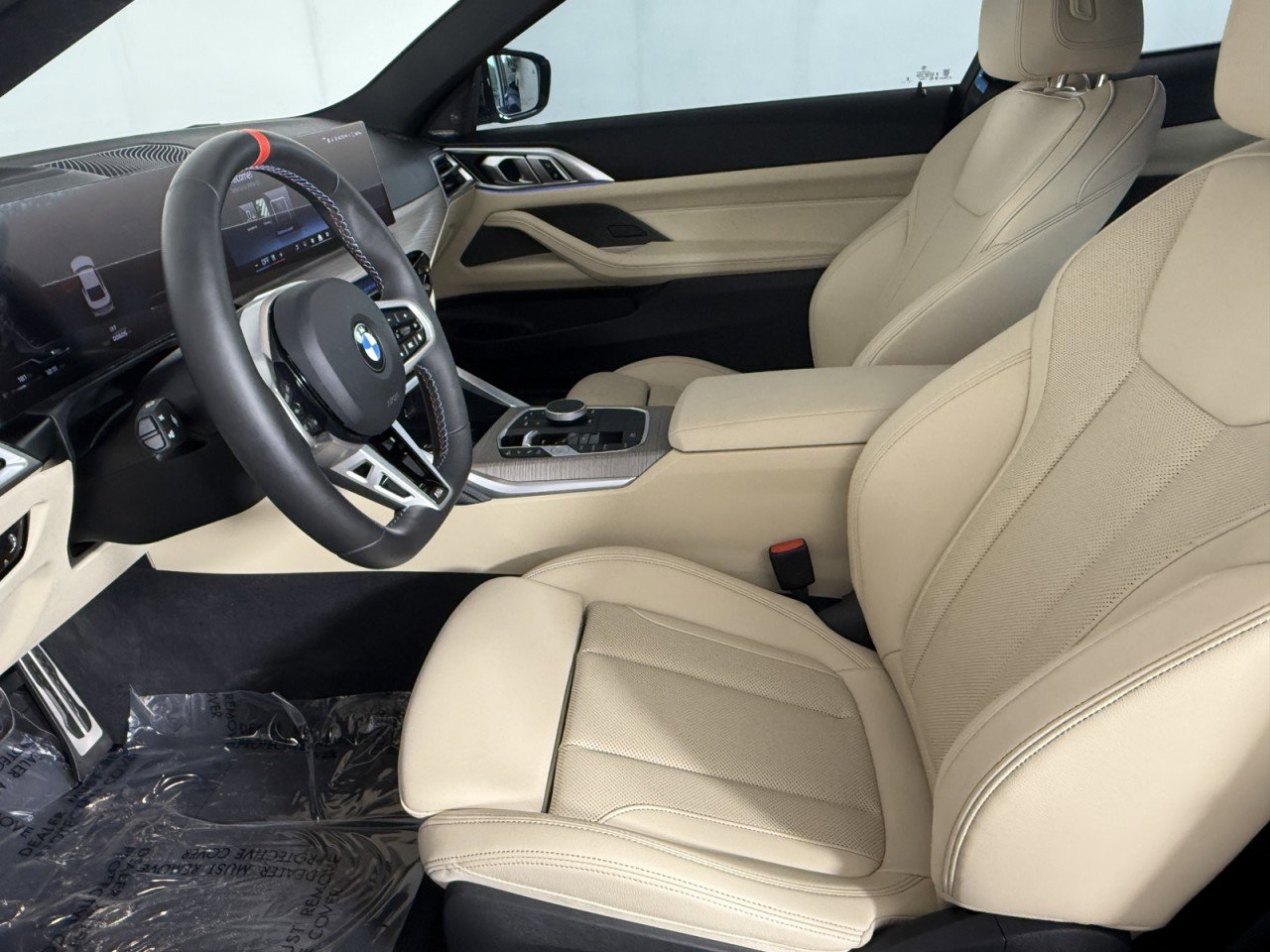 Used 2025 BMW 440i xDrive Coupe w/ Premium Package image 16