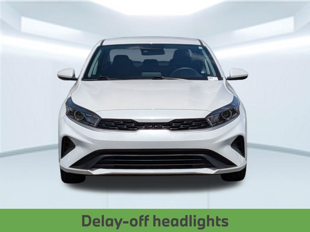 Used 2023 Kia Forte LXS FWD image 12