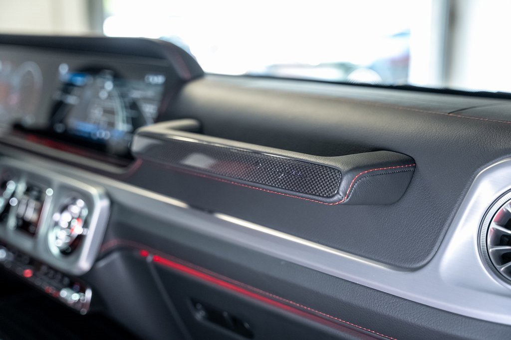 Used 2025 Mercedes-Benz G 550 w/ Manufactur Interior Package image 62