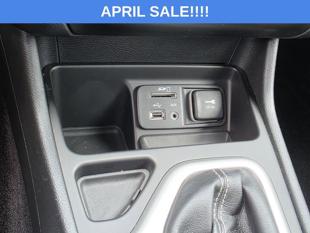 Used 2018 Jeep Cherokee Latitude Plus w/ Comfort/Convenience Group image 24