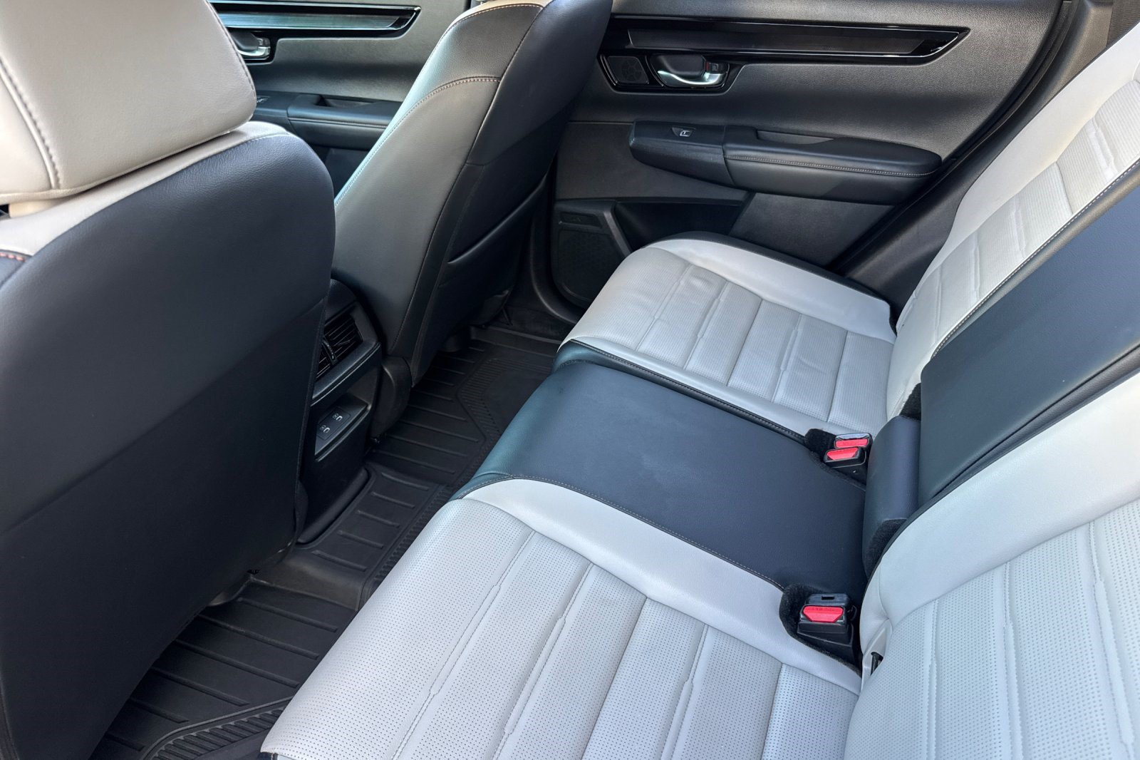 Certified 2025 Honda CR-V Sport Touring image 27