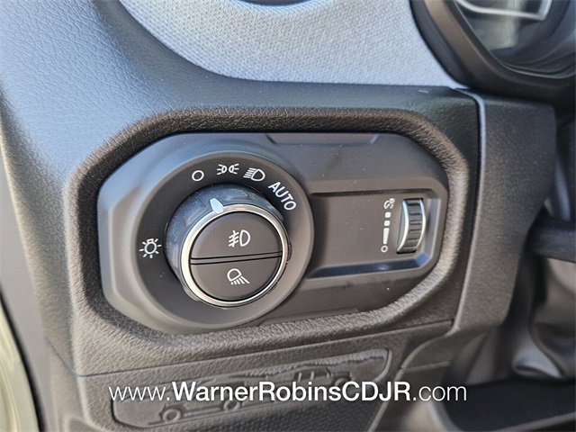 New 2025 Jeep Gladiator Sport image 29