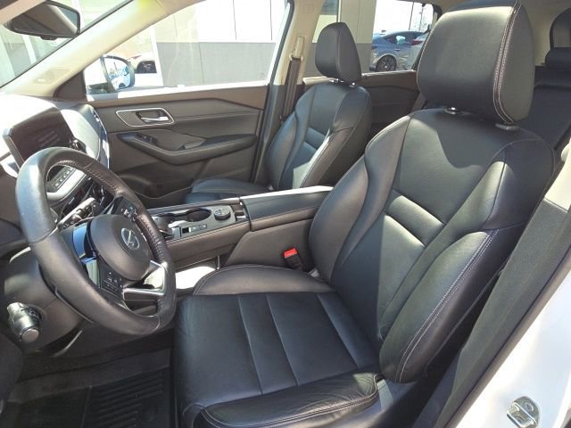 Used 2021 Nissan Rogue SL w/ Premium Package image 11