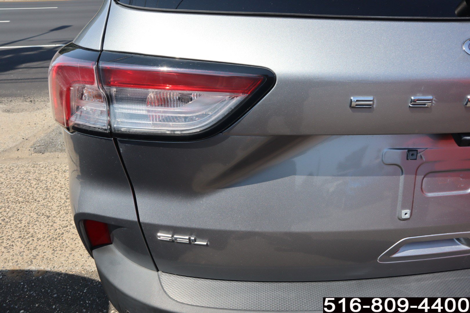 Used 2022 Ford Escape SEL w/ Technology Package FWD image 29