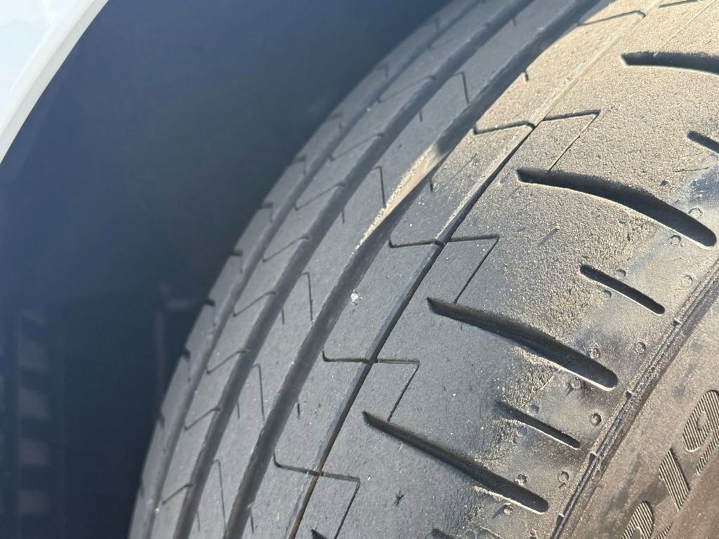 Used 2024 BMW M4 Coupe w/ Executive Package image 44