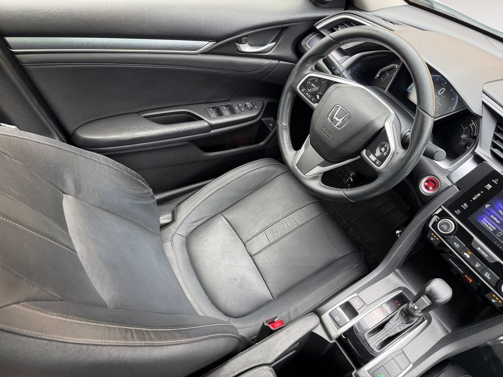 Used 2018 Honda Civic Touring image 15