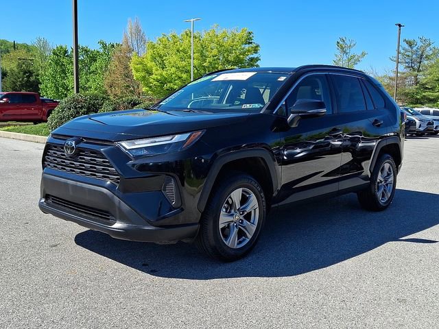 Certified 2024 Toyota RAV4 XLE w/ Convenience Package AWD/4WD image 3