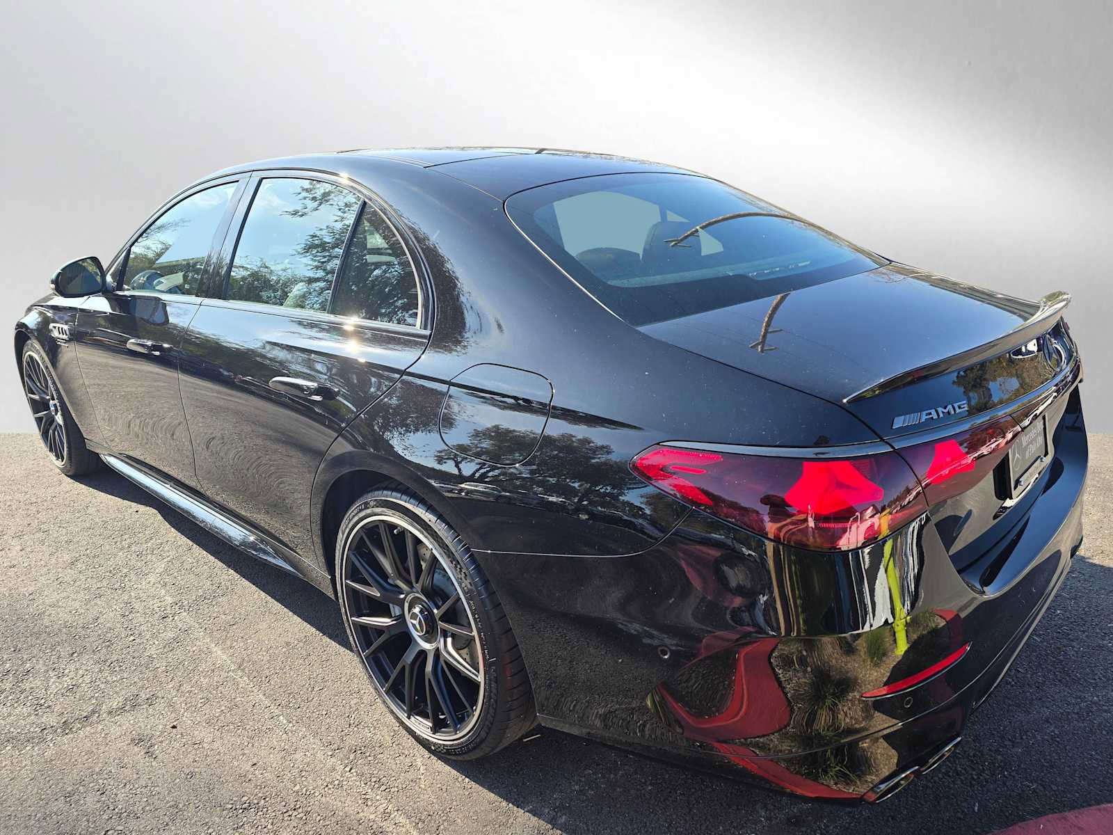 New 2026 Mercedes-Benz E 53 AMG e 4MATIC Sedan image 5