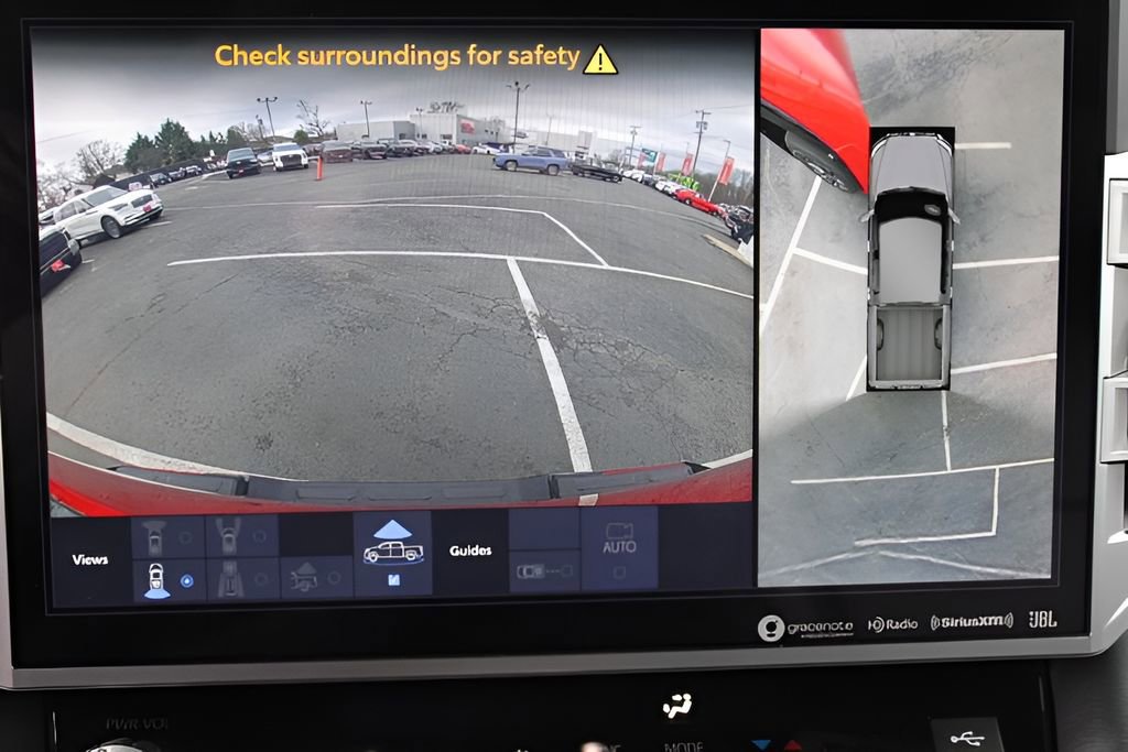 Used 2024 Toyota Tundra Platinum AWD/4WD image 15