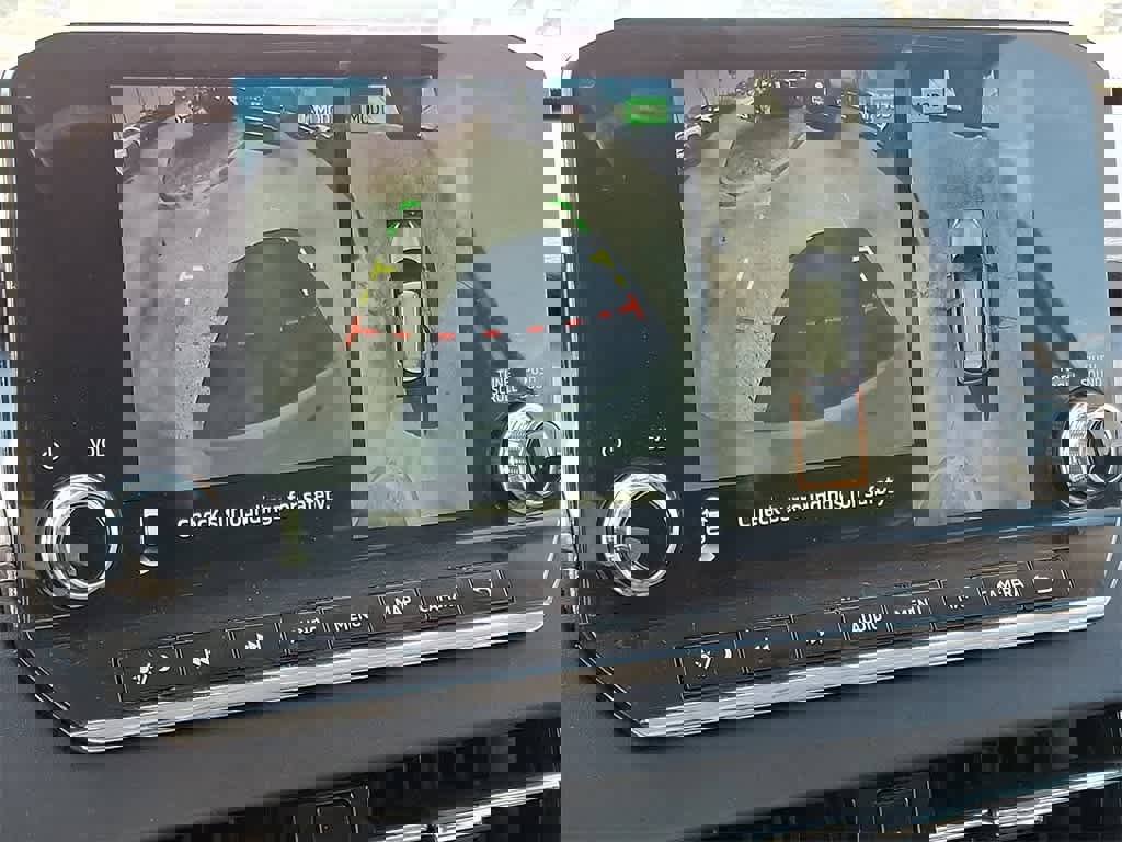 Used 2024 Mitsubishi Outlander SE image 19