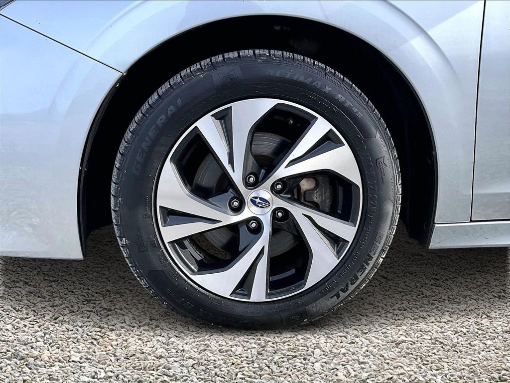 Used 2022 Subaru Legacy Premium image 8
