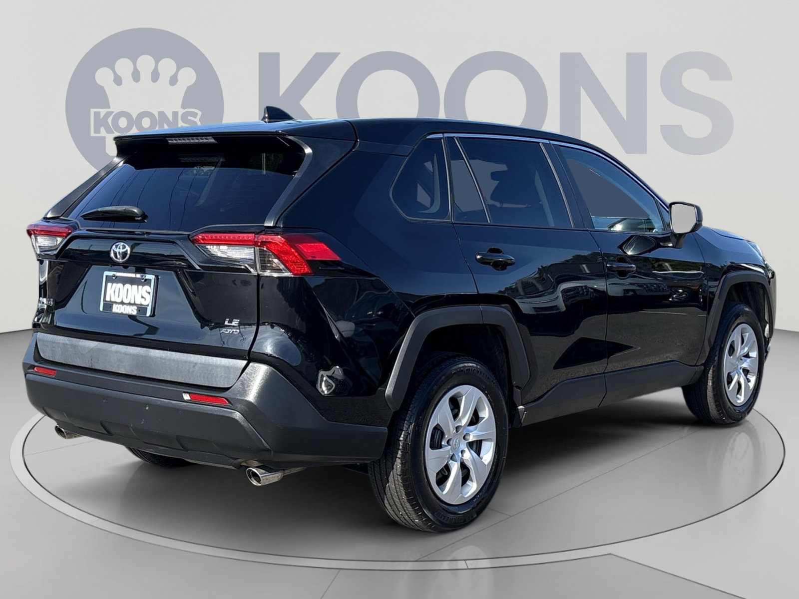 Used 2025 Toyota RAV4 LE AWD/4WD image 7