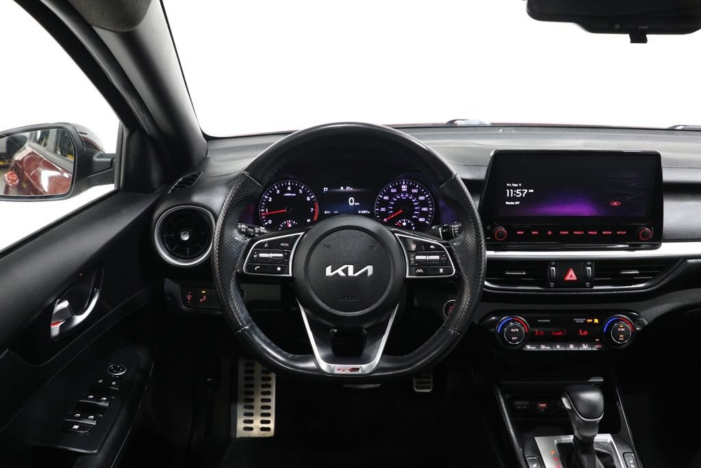 Used 2022 Kia Forte GT-Line w/ GT-Line Premium Package FWD image 12