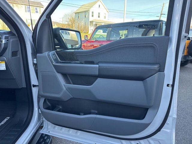 New 2025 Ford F150 Lightning XLT w/ Max Trailer Tow Package image 34