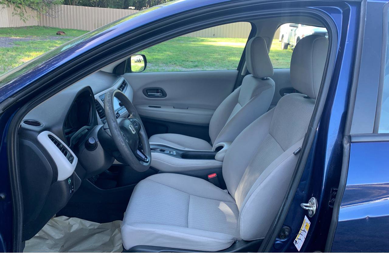 Used 2017 Honda HR-V LX image 11