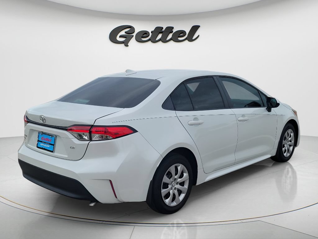 Certified 2023 Toyota Corolla LE FWD image 5