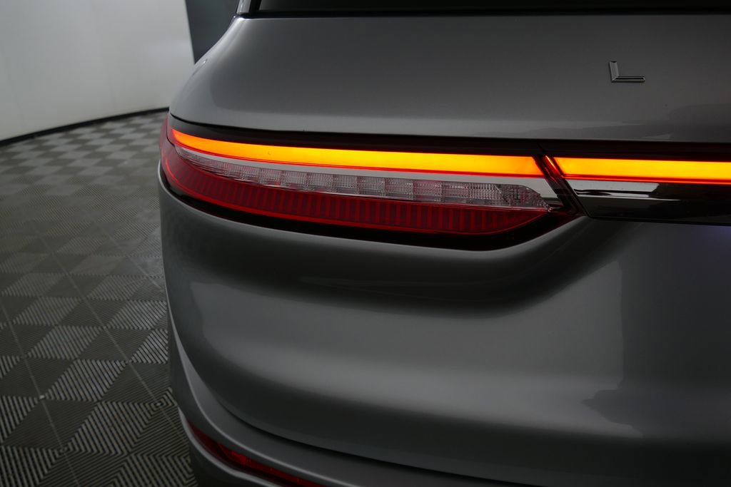 Used 2023 Lincoln Corsair Reserve w/ Equipment Group 201A image 2