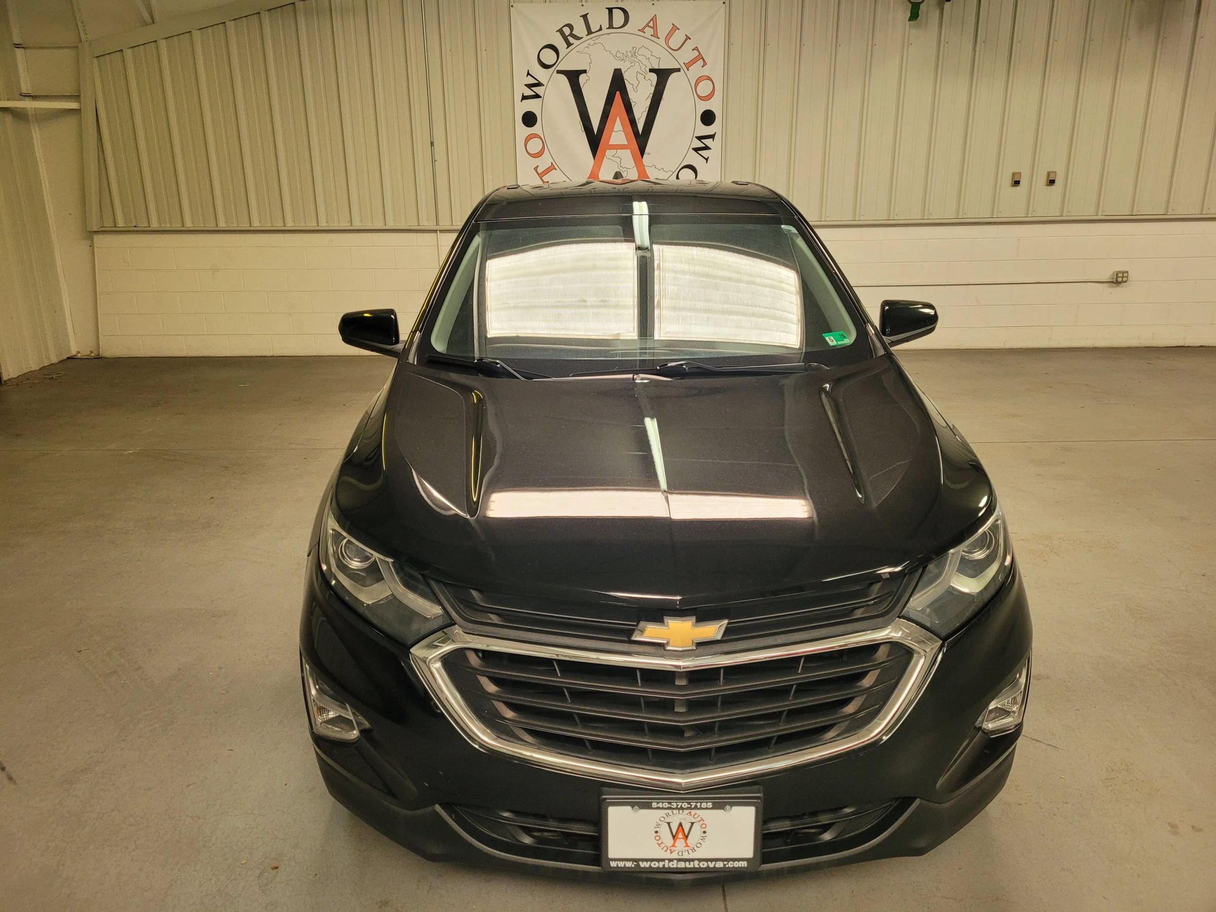 Used 2018 Chevrolet Equinox LT FWD image 12