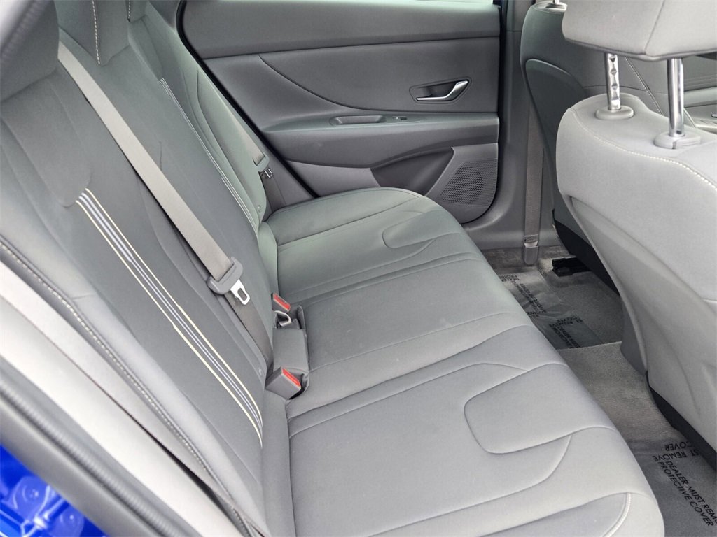 Certified 2023 Hyundai Elantra SEL image 15
