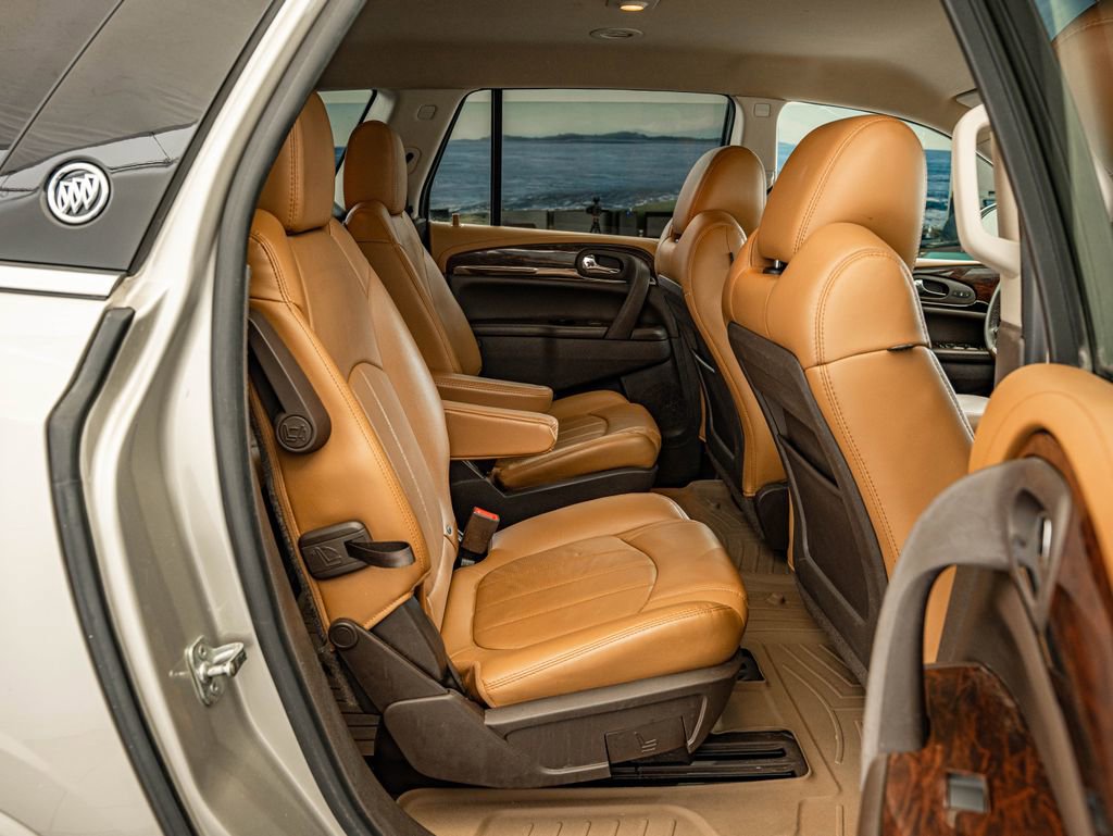 Used 2015 Buick Enclave Premium w/ Trailering Package FWD image 31