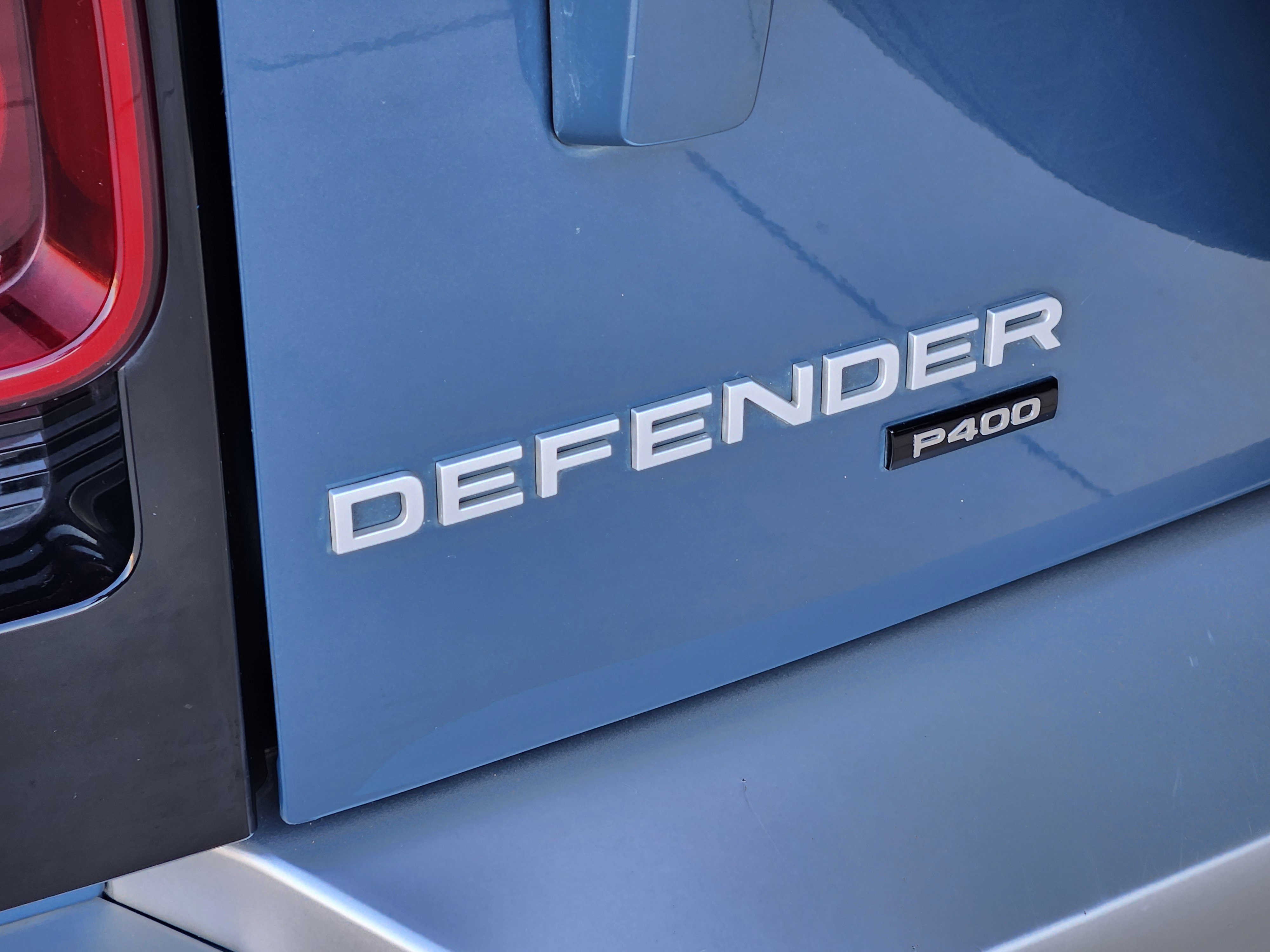 Used 2021 Land Rover Defender 110 SE image 11