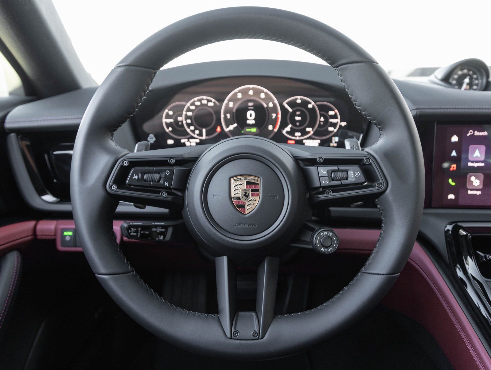 New 2026 Porsche Panamera 4S image 13